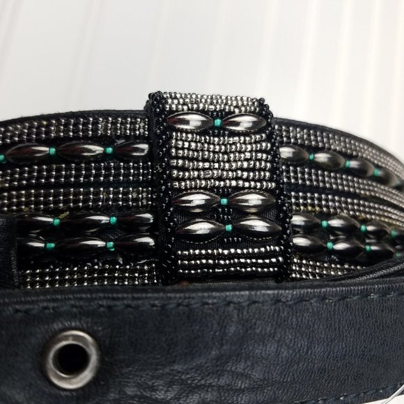 Mary Frances Tennis Racket '40 Love' Crossbody Bag - Picture 6 of 8